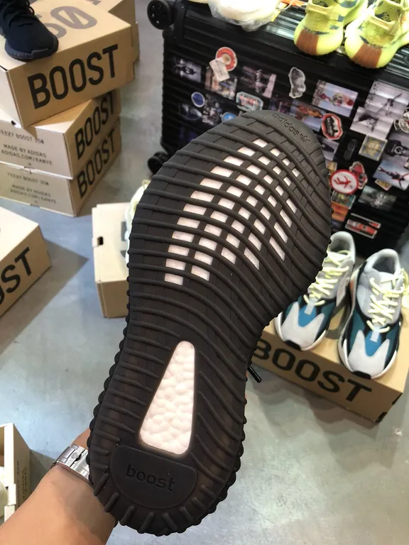 Yeezy Shoe 